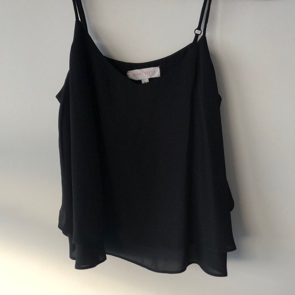 Lulu’s Black Sleeveless Basic Crop Top - Picture 3 of 4